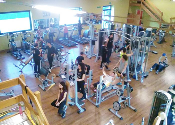 SALA PESI FITNESS PALESTRA BODY MIND