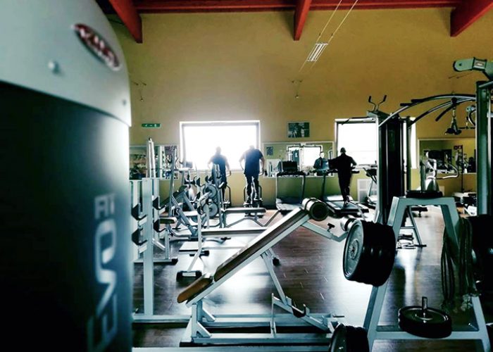 SALA PESI FITNESS PALESTRA BODY MIND